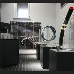 Ernest Bisaev     Continental AG – Ausstellung 100 Jahre Werk Korbach, 2007 (Im Auftrag der Hamberg GmbH)