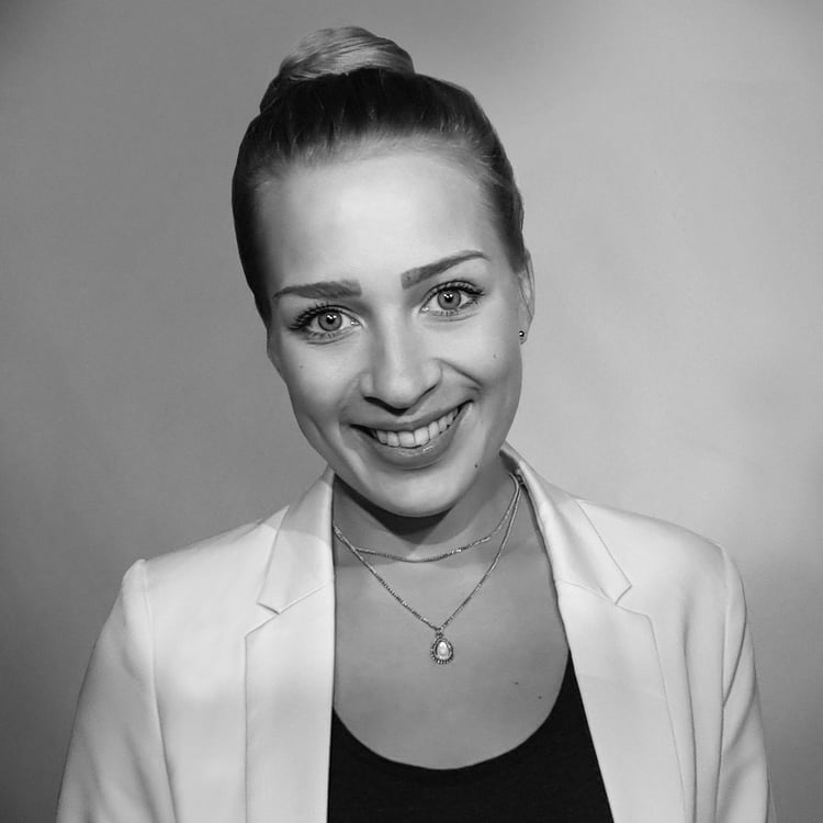 Corinna Jens