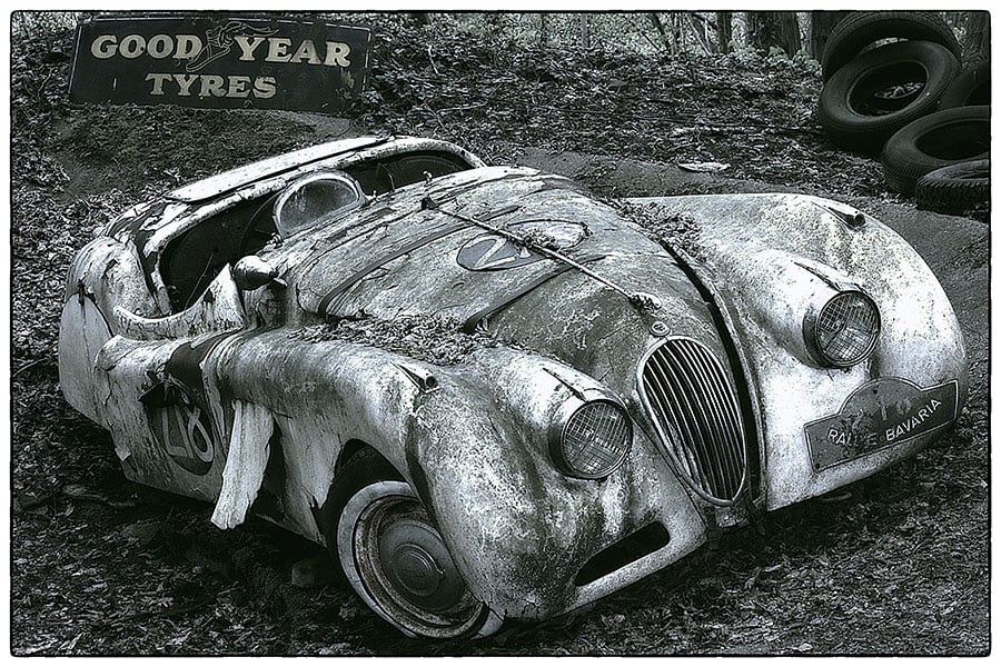 Vinitage Car of Graveyard