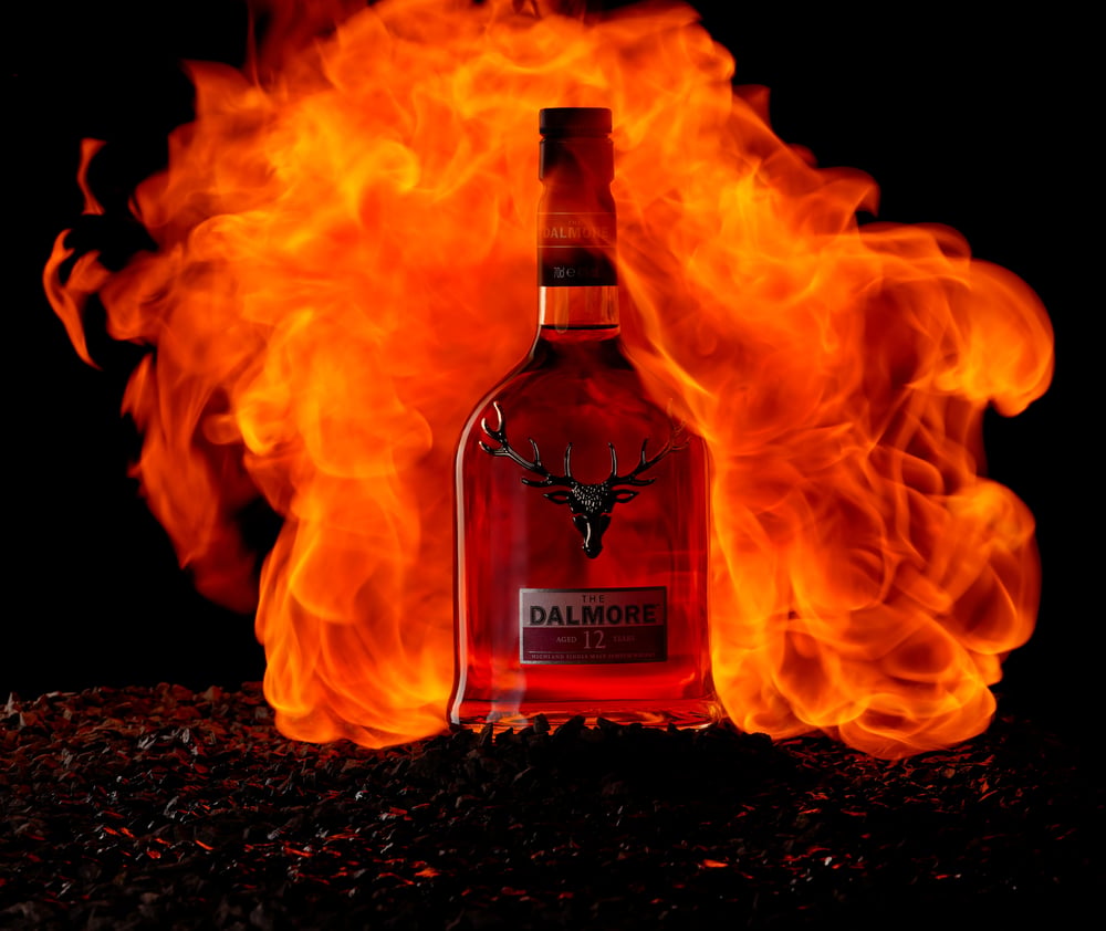 Wer mit dem Feuer spielen will, muss wissen, wo das Wasser steht