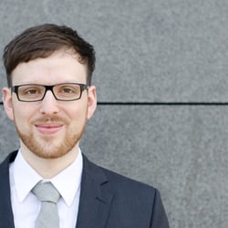 Junger Geschaeftsmann