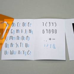 Schriftentwurf und Schablone