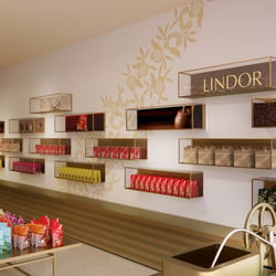 3D Visualisierung eines Showkonzept für einen LIndt%Sprüngli Shop