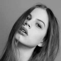 Photo: sophie daum, model:maya , @luisamodels, mua: hjørdis supplieth