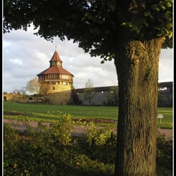 ES Burg