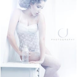 Fotograf : CJ Photography