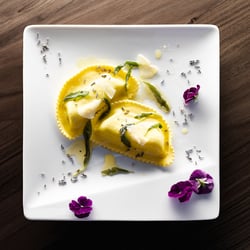 Maultaschen in Salbeibutter
