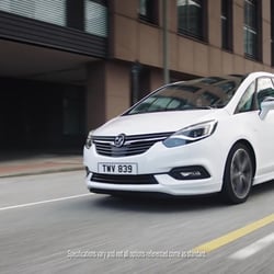 Vauxhall Zafira Tourer „Intelligent Safety Systems“