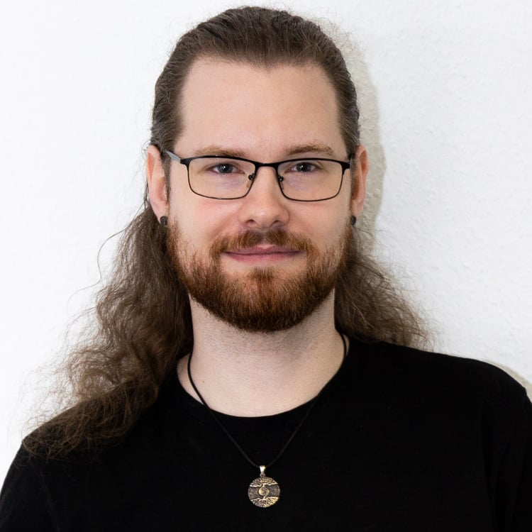 Felix E.