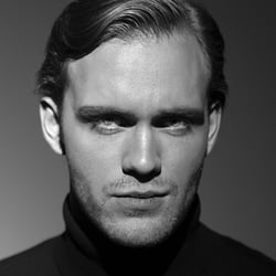 #actor #musician #malemodel Felix Kruttke #makeupartist #stylist Julia Flader  #photography Thomas Schroeer