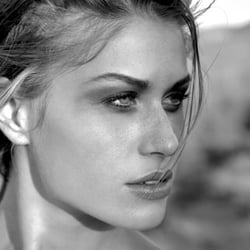 Foto Rüdiger J. Vogel  Model  Olga Calpaiu