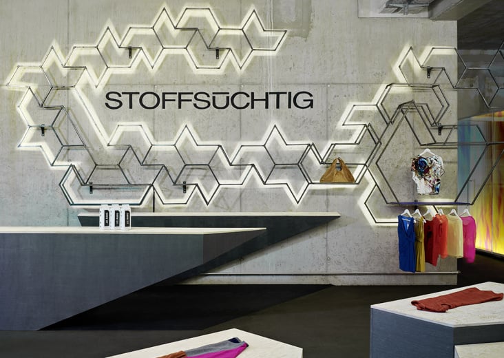 Stoffsuechtig 01 – Tresenbereich