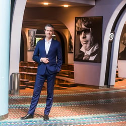 Der Direktor der Tonhalle Düsseldorf Michael Becker. Ein sehr sympathischer Mensch und leidenschaflicher Musiker.