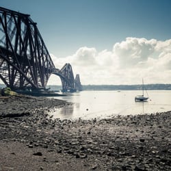 Firth-of-Forth-Bridge, Edinburgh, Schottland