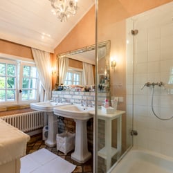 Badezimmer EG