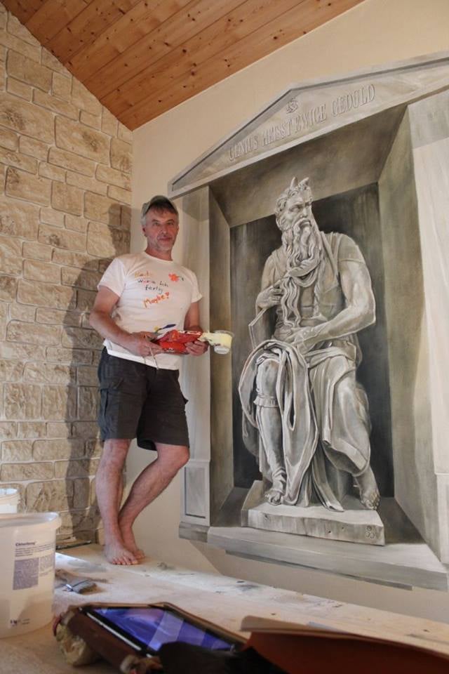 Bei der Arbeit an der Wand…