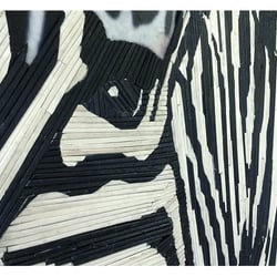 Each piece was fitted, cutted, recutted and glued separatly—one by one