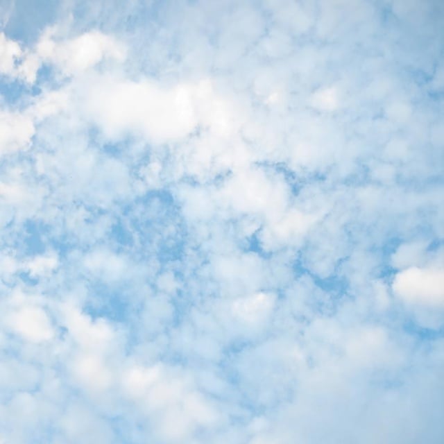 ☁