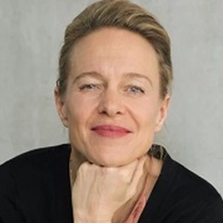 Dr. Stefanie Graul