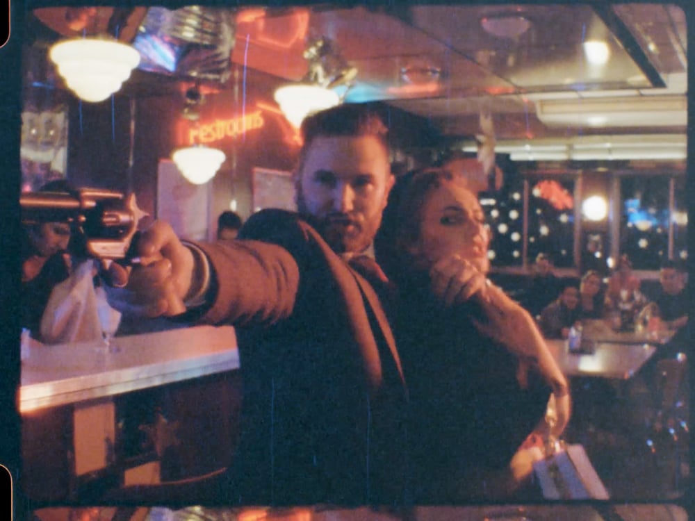 Standbild „Frankfort Special – All I Want“ (Musikvideo – analog)