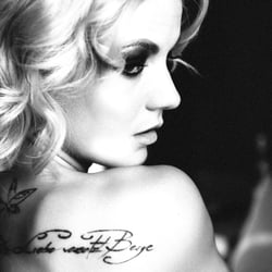 Vanessa – Tattoo