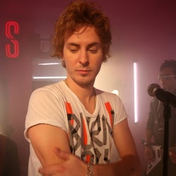Fotografie/Band ll dreht Video
