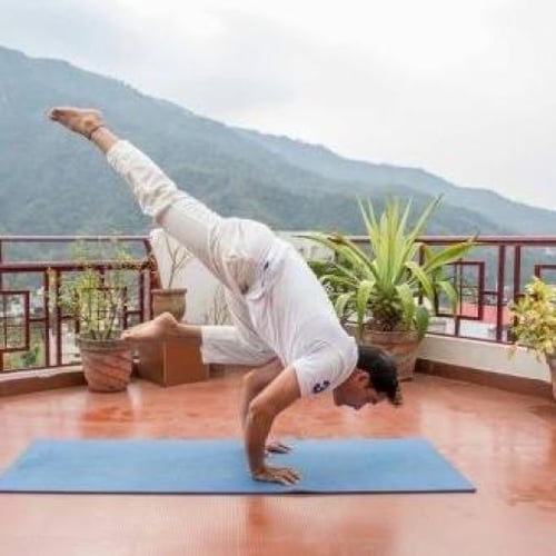 200 hour yoga ttc in rishikesh