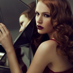 Make Up &  Hair:  Anna Tsoulcha Fotograf: Krystina Woldanowski