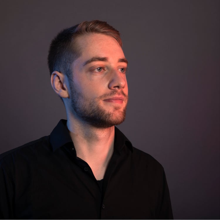 Tobias Schneider