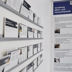 Institut für Elektromechanische Konstruktionen – Ein Zusammenspiel, von Information und Inszenierung.