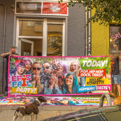 EpicFailParty, Banner