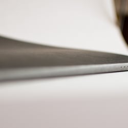 Rückenprägung Logodetail