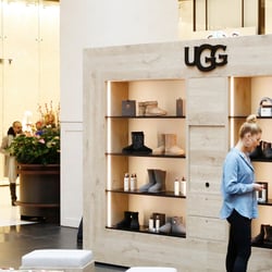 161122 ugg 150D