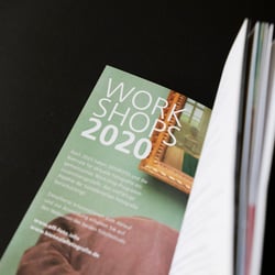 Gestaltung der Programmbroschüre für die OFF//FOTO 2020, im Rahmen meiner Anstellung beim Designbüro Waldpark.