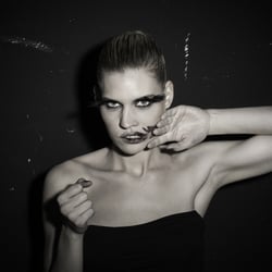 Adrienne-333