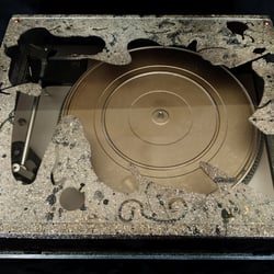 Turntable / Plattenspieler ‚The dancing Gost of the Sea‘ n
