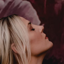Alwina Werwai – MUA aus Frankfurt