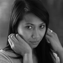 girl-on-bridge 07