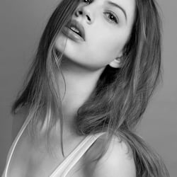 Photo: sophie daum, model:maya , @luisamodels, mua: hjørdis supplieth