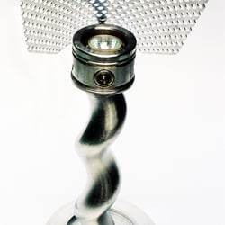 Designer Tischlampe „Shadowplay“
