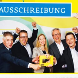 Ausschreibung Award »Fachmedium des Jahres 2019« für Deutsche Fachpresse, Titel und Rückseite
