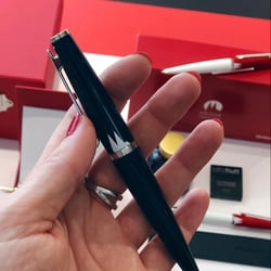 „Kölsche Steff“ in Schwarz von Otto Hutt
