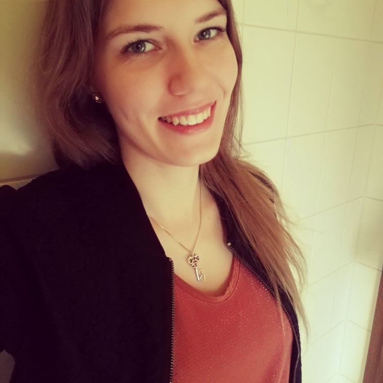 Isabel Paradžik