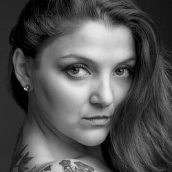 Portrait-6SW