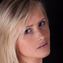 Face1