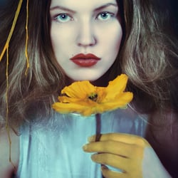 Photo: Anne Brawanski, Model: Gesine Müller, Make Up & Hair: Jenny Wieland