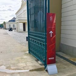 Leitsystem/Info-Stele