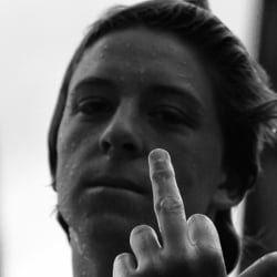 „Shaka Bra“