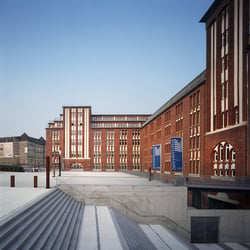 Hamburg, Bürohaus und Veranstaltung