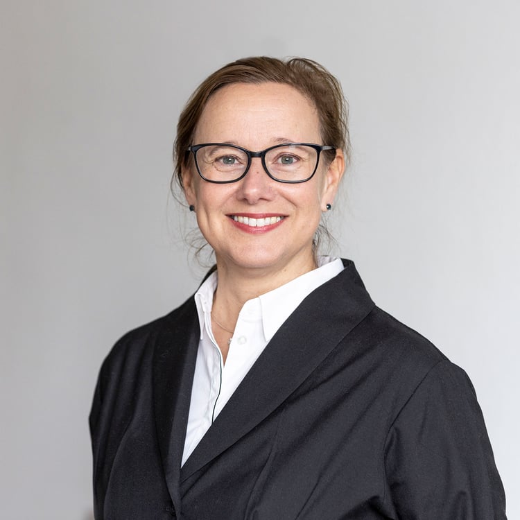 Yvonne Fein